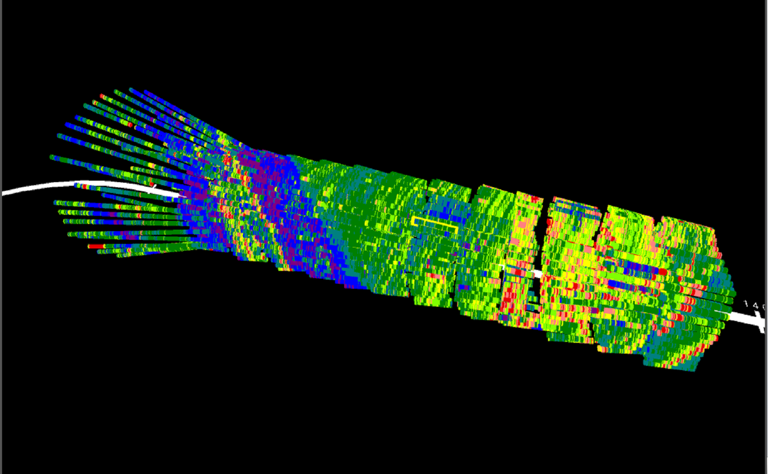 3D-modell av tunnelvolymen i Rockma GPM+ där borrhålens MWD-data färgsatts efter tolkad sprickfrekvens och bergfasthet, även i berget framför stuff.